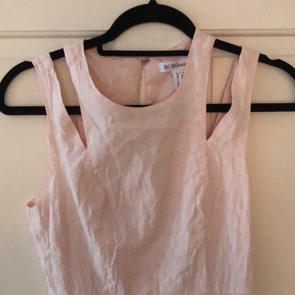 Women’s BCBG light pink dress - Picture 2 of 4